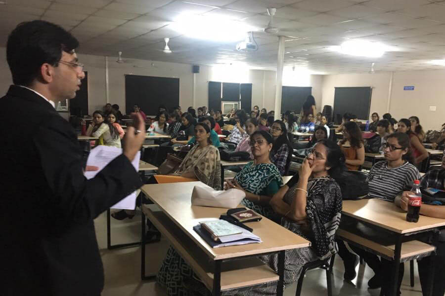 Lecture on Women health at Kamla Nehru College